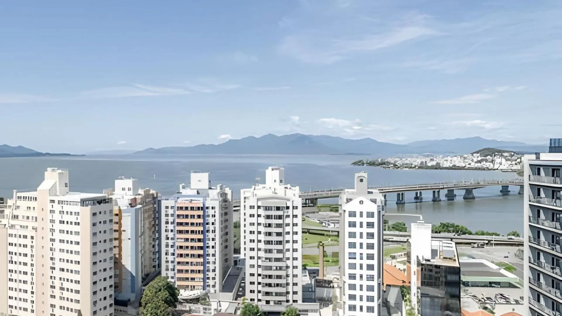 Apto Centro Florianopolis Prox. Ponte Hercilio Luz Apartment